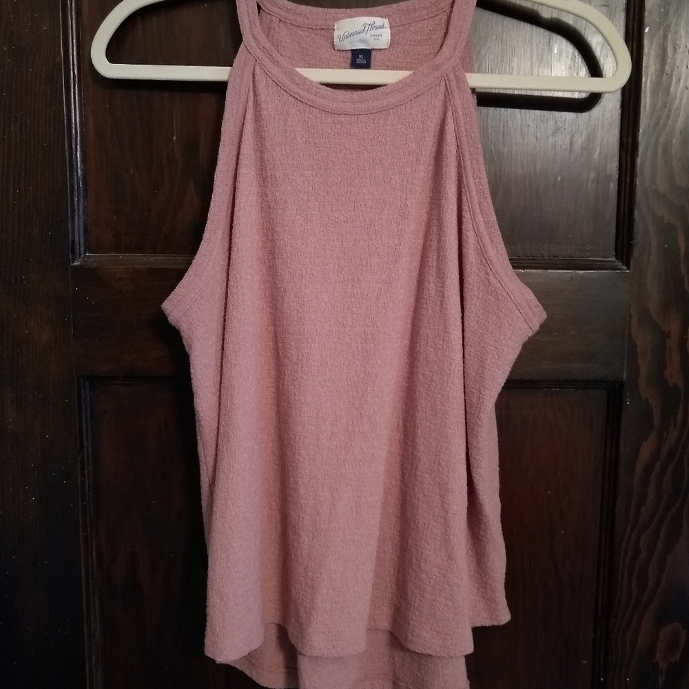 millennial pink tank top 😍